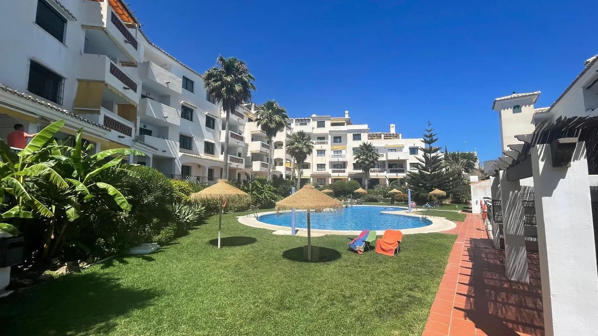 アパート Apartamento Torrequebrada Vista Al Mar ベナルマデナ